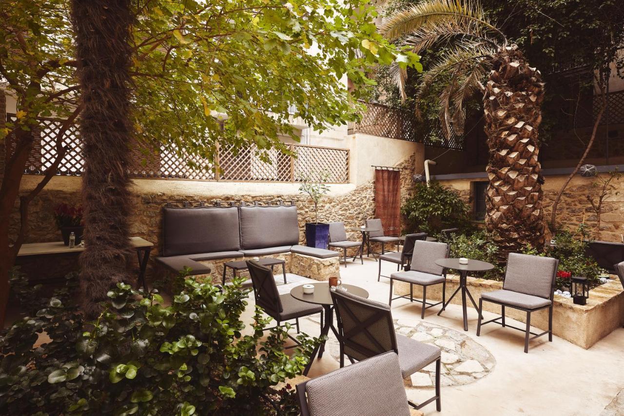 Bohemian Suites Атина Екстериор снимка