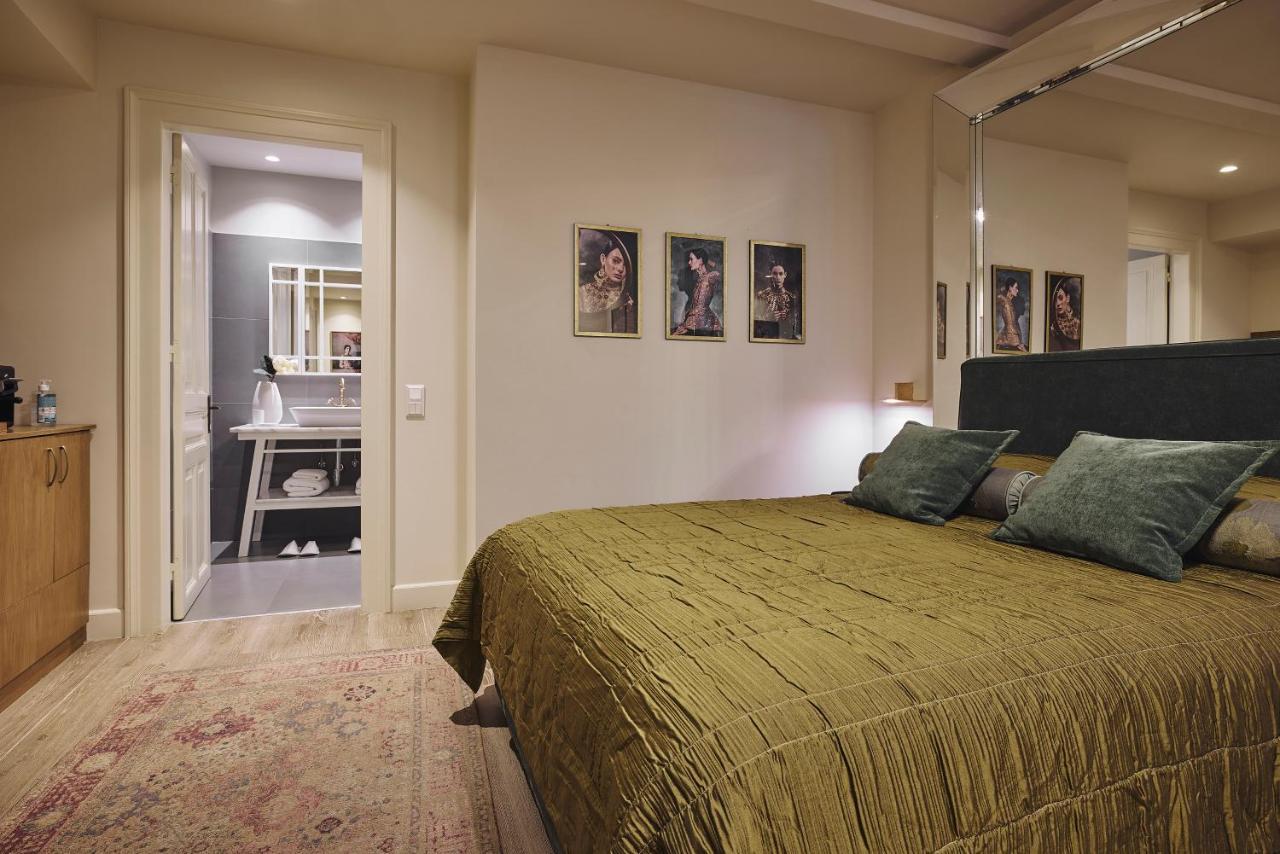Bohemian Suites Атина Екстериор снимка