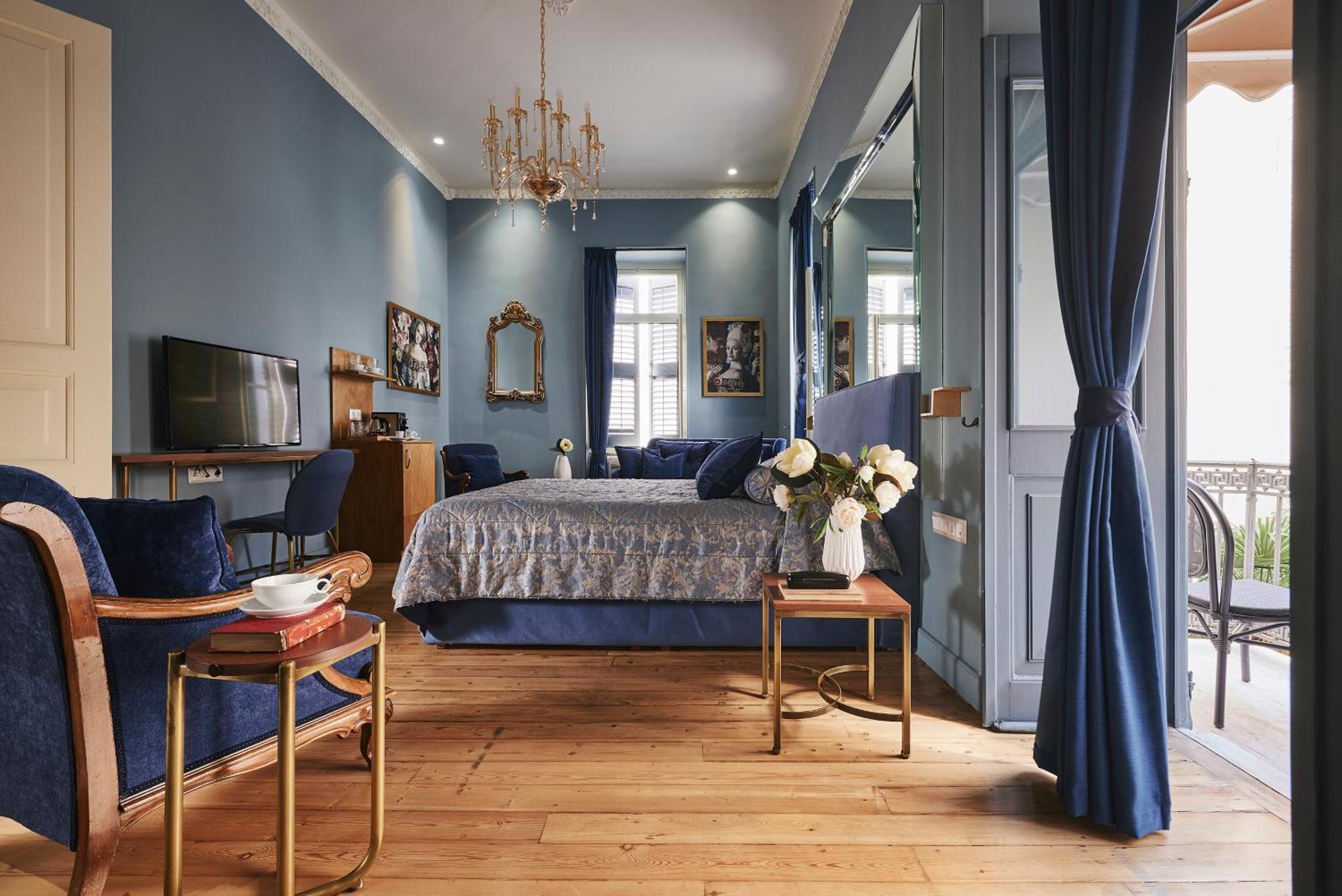 Bohemian Suites Атина Екстериор снимка