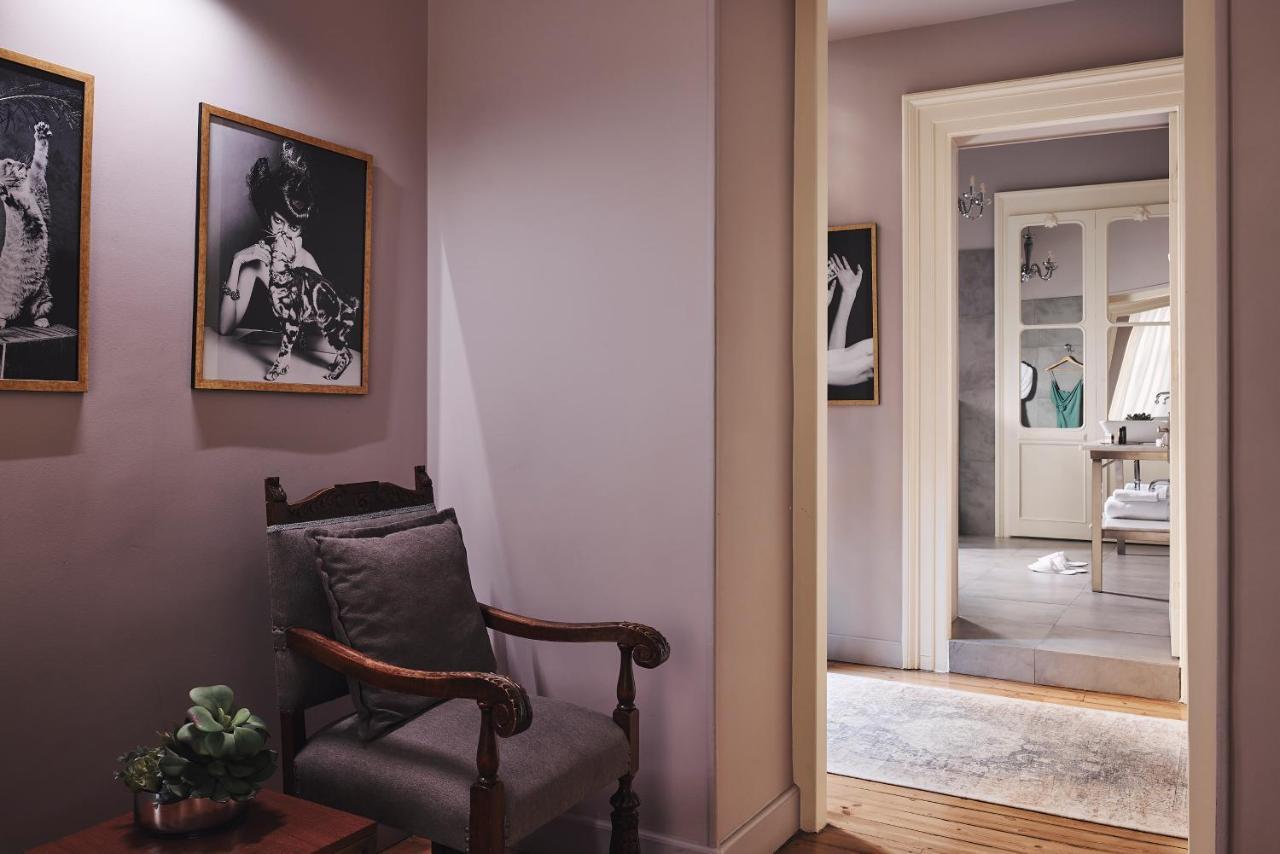 Bohemian Suites Атина Екстериор снимка